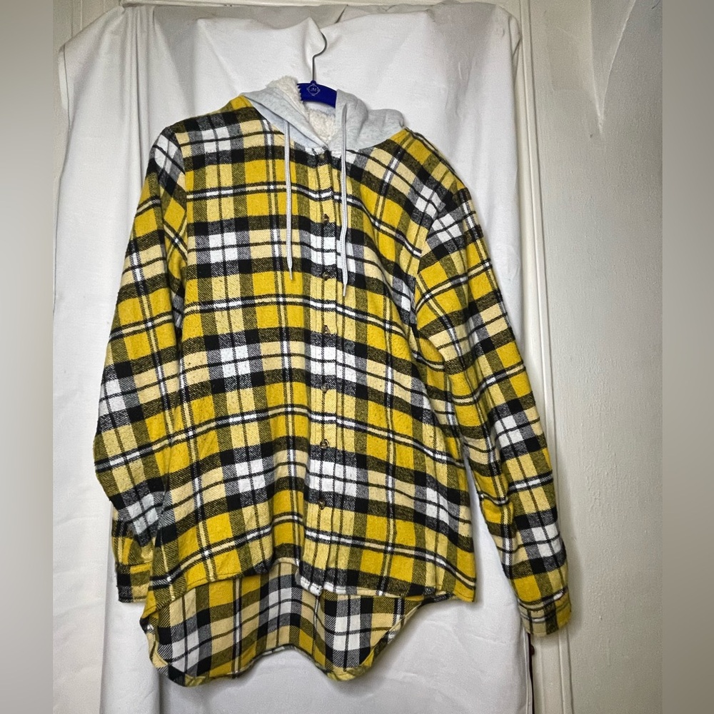 Ci Sono Hooded Flannel Yellow Black & White Plaid Button Down Sweater GUC Size M